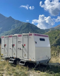 Bases vie et installations d'hygiène autonomes sur les chantiers